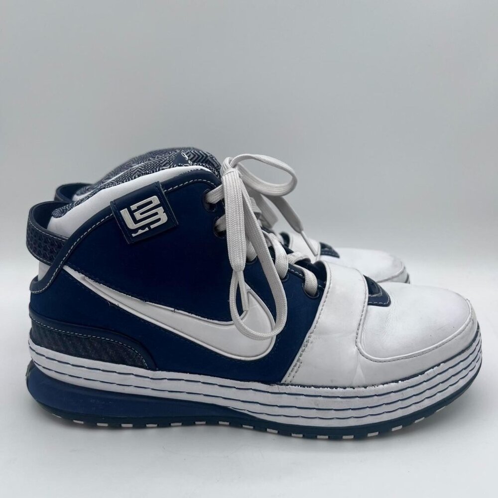 Nike Air‎ Zoom Lebron 6 Yankees Shoes US 7.5  LBJ 2008  346526-111